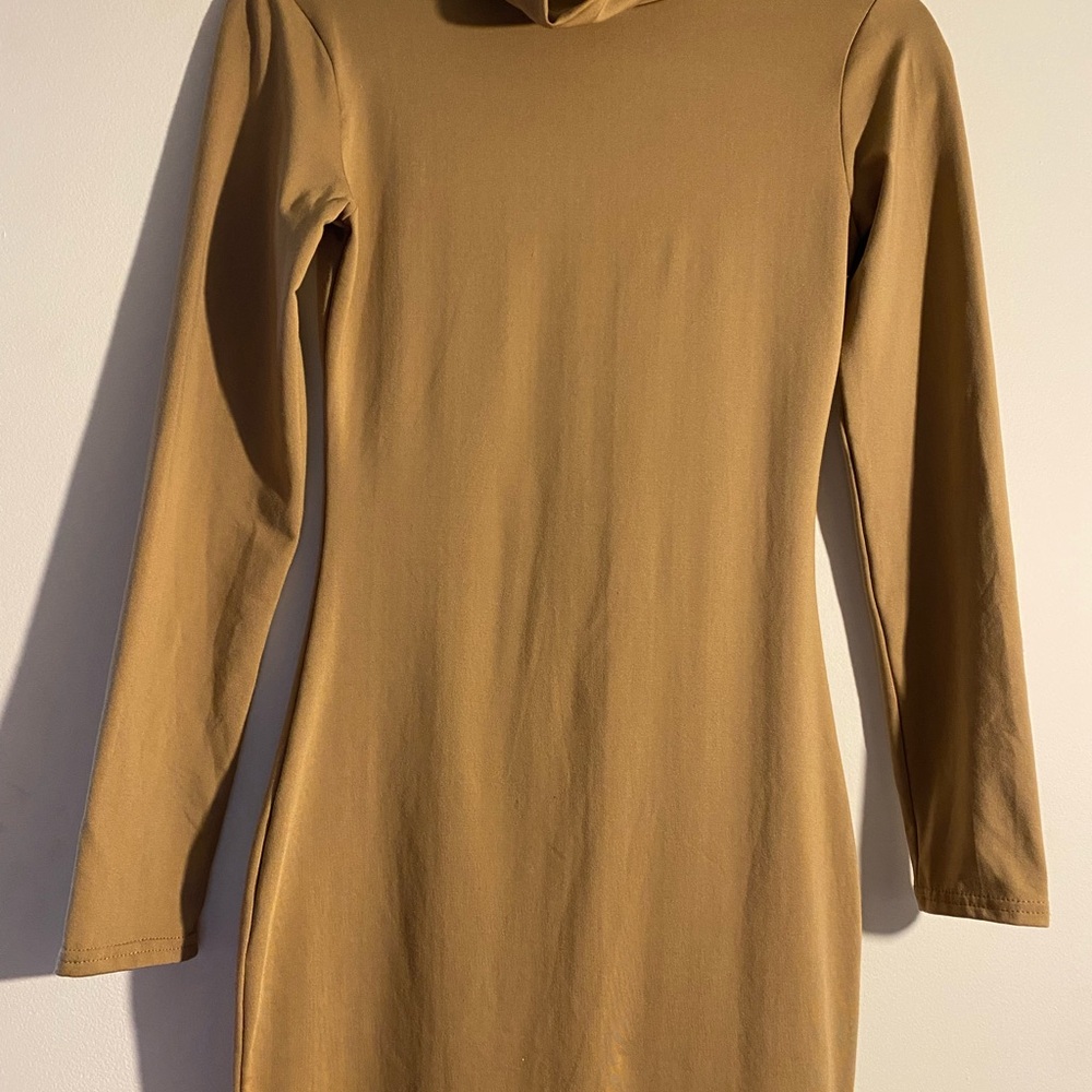 Elegant Tan Long Sleeve Dress - Picture 3 of 5
